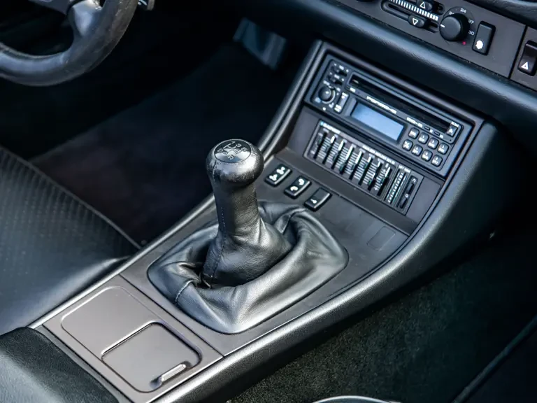 1990 Porsche 944 S2 - Image 17 of 31