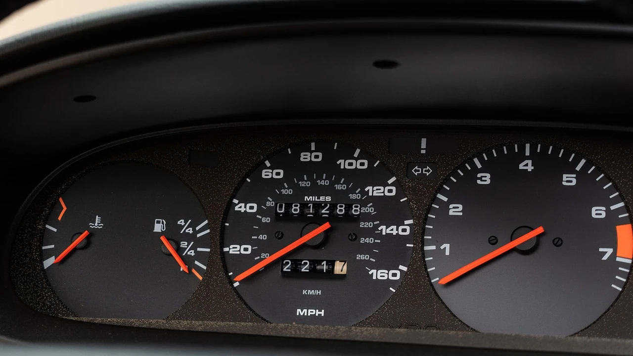 1990 Porsche 944 S2 - Image 6 of 29