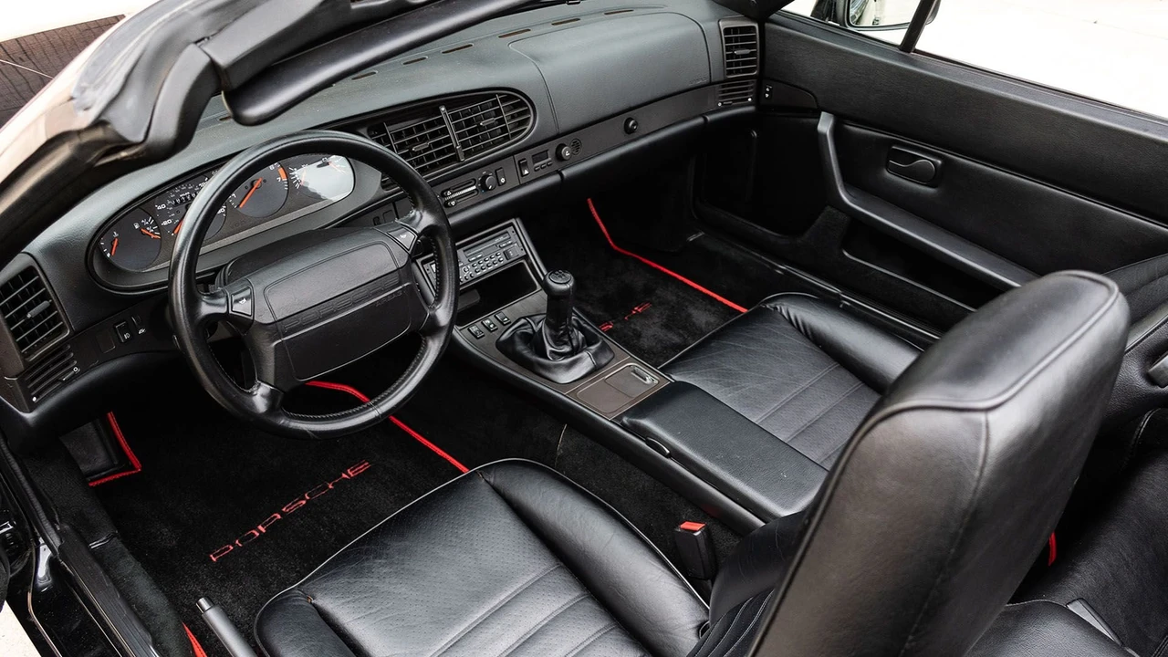 1990 Porsche 944 S2 - Image 10 of 29