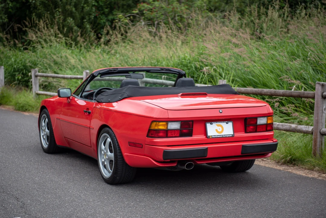 1990 Porsche 944 S2 - Image 6 of 31