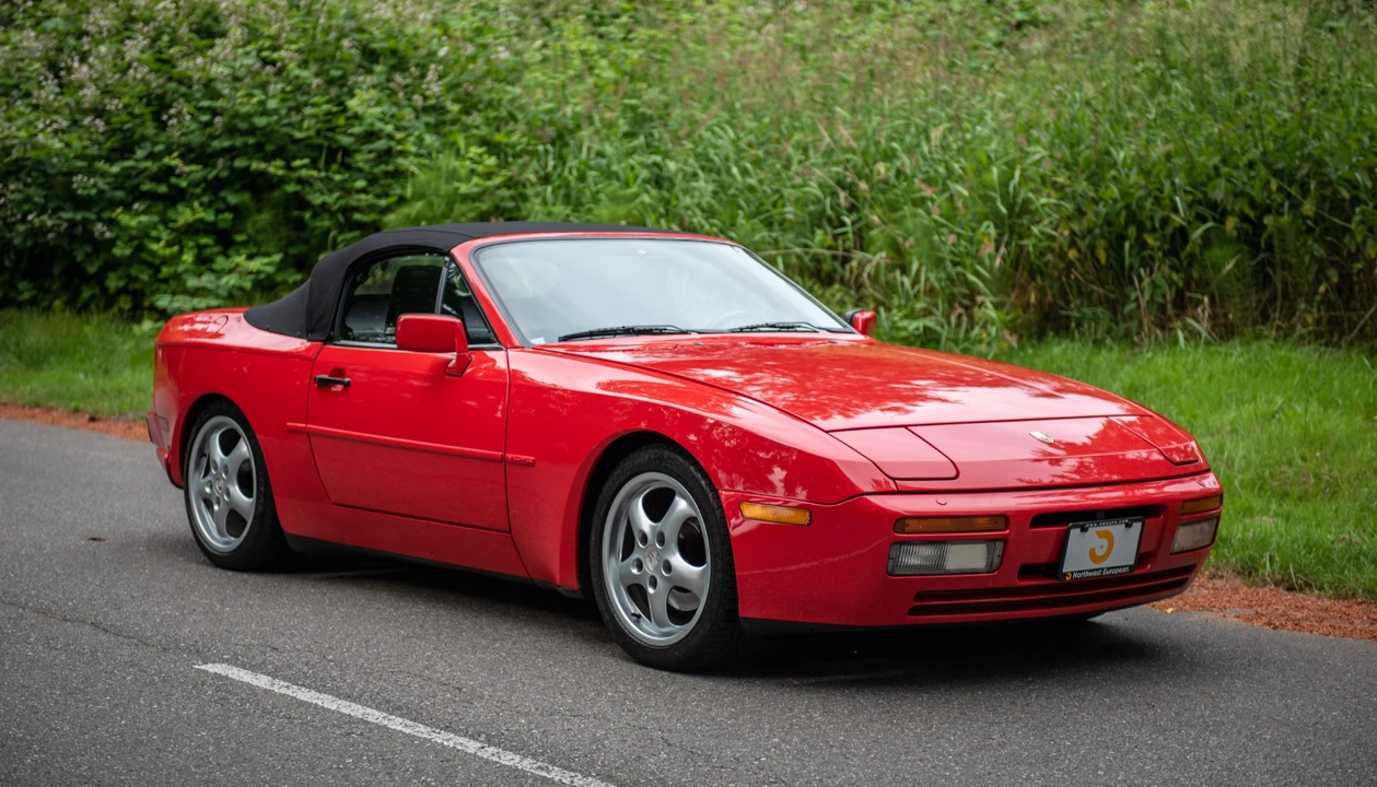 1990 Porsche 944 S2 - Image 16 of 31