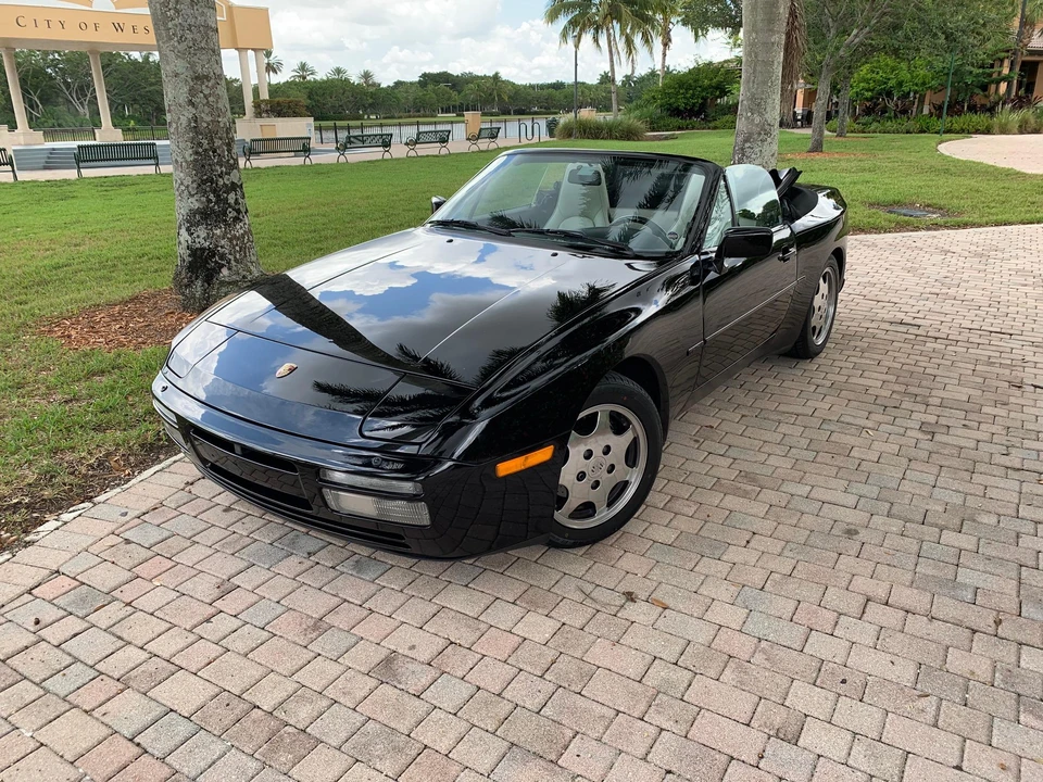 1990 Porsche 944 S2 - Image 3 of 31