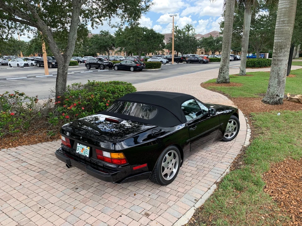 1990 Porsche 944 S2 - Image 12 of 31