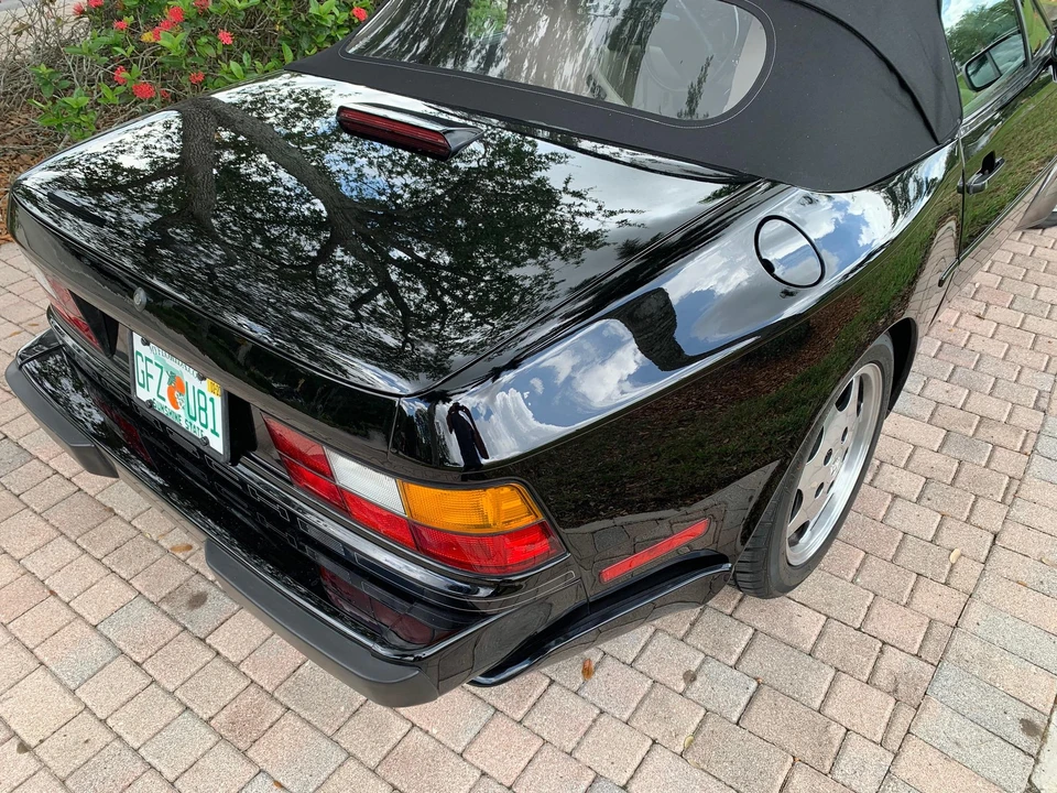 1990 Porsche 944 S2 - Image 13 of 31