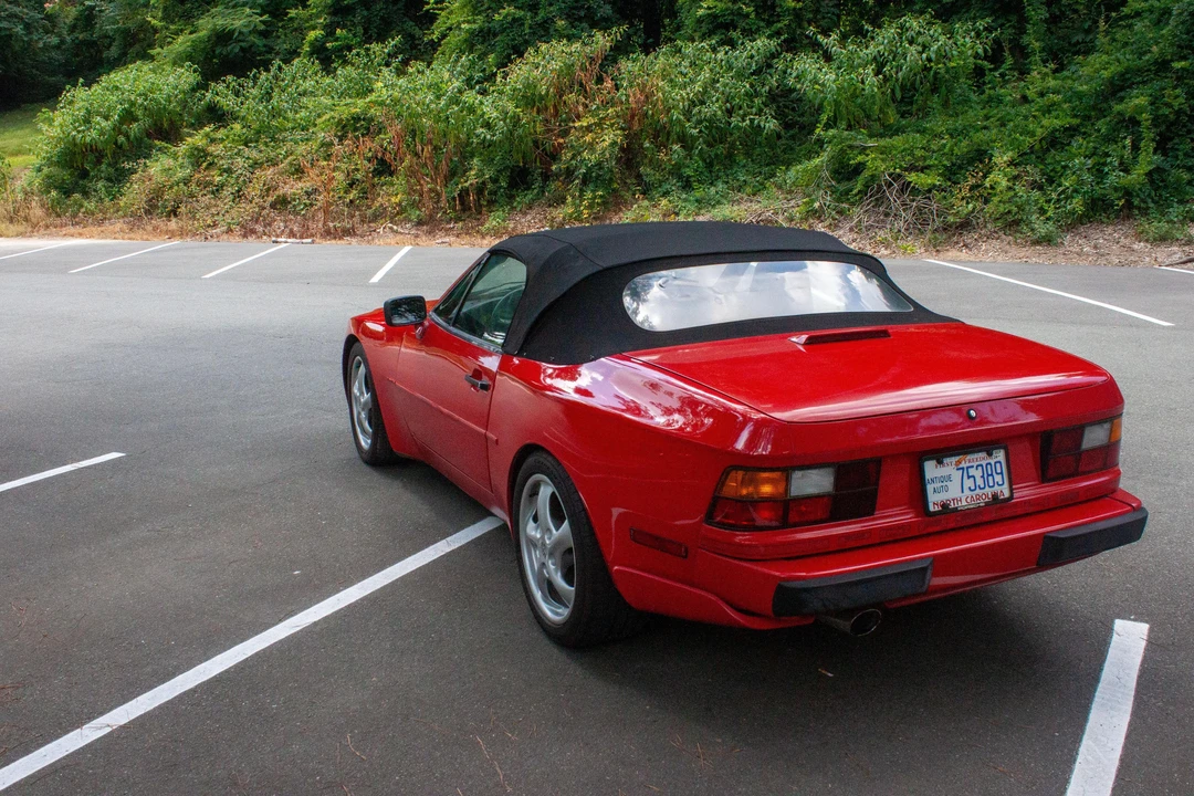 1990 Porsche 944 S2 - Image 14 of 31