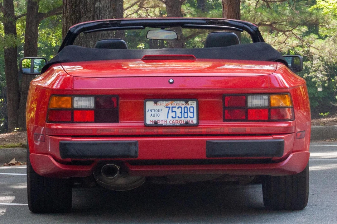 1990 Porsche 944 S2 - Image 5 of 31