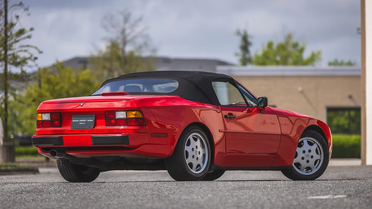 1990 Porsche 944 S2 - Image 23 of 31