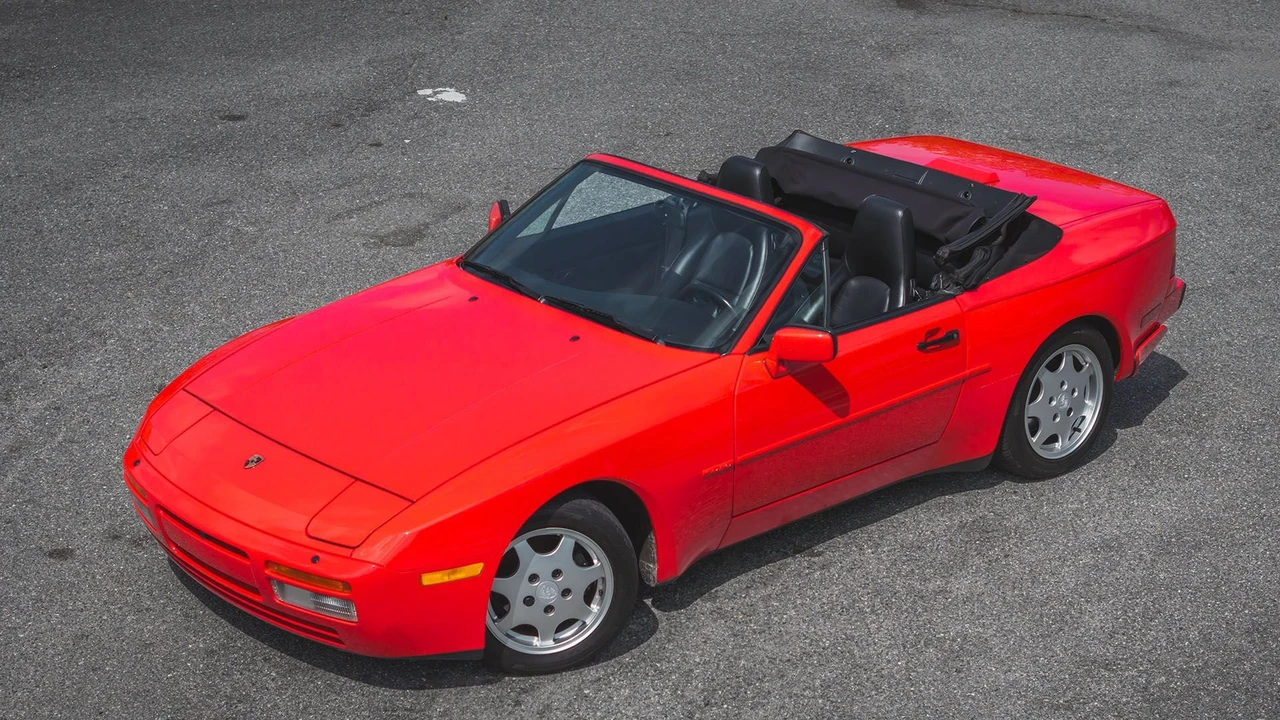 1990 Porsche 944 S2 - Image 13 of 31