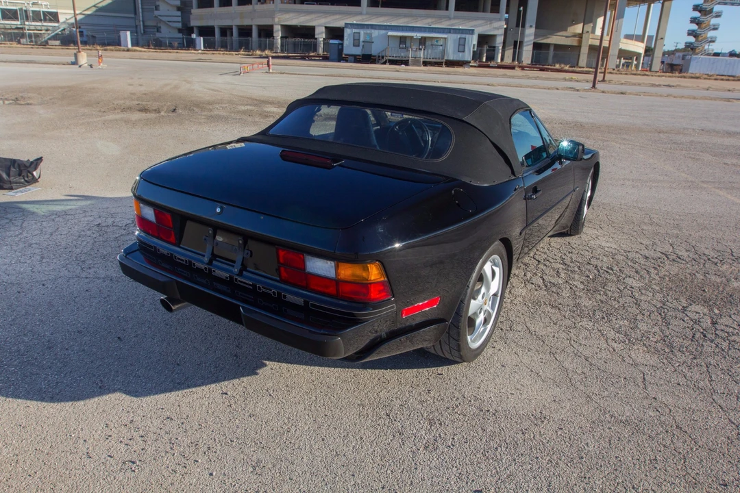 1990 Porsche 944 S2 - Image 9 of 31