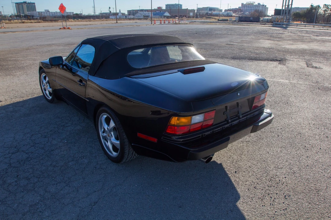 1990 Porsche 944 S2 - Image 8 of 31