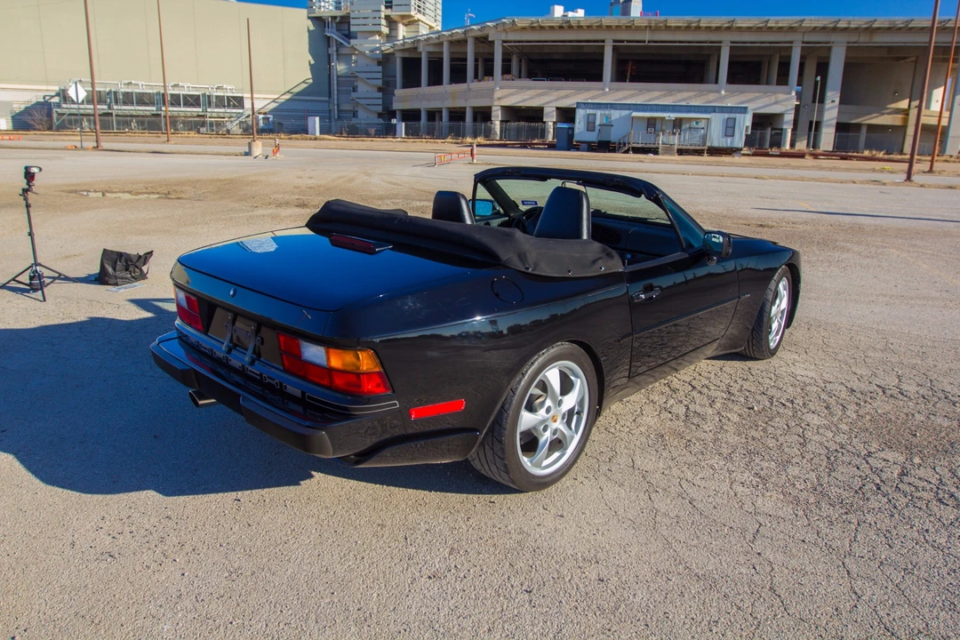 1990 Porsche 944 S2 - Image 3 of 31