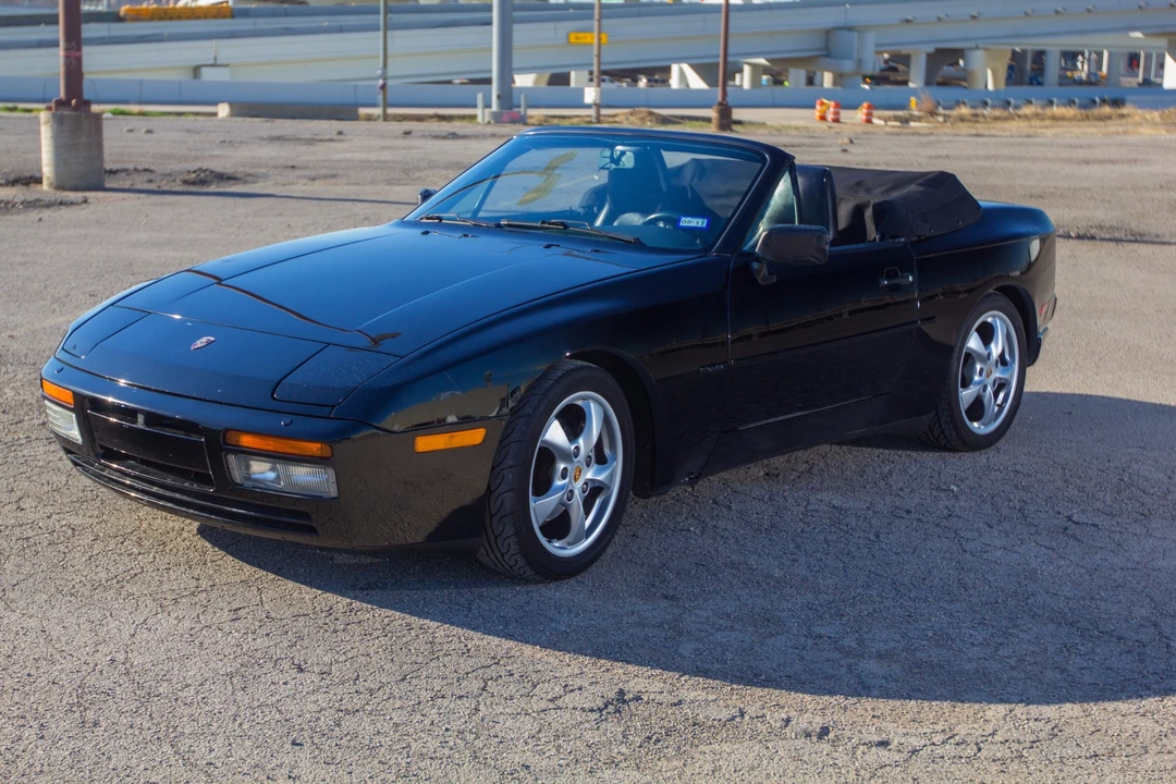 1990 Porsche 944 S2 - Image 2 of 31