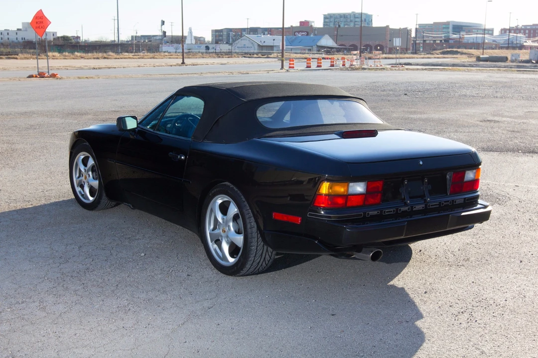 1990 Porsche 944 S2 - Image 7 of 31