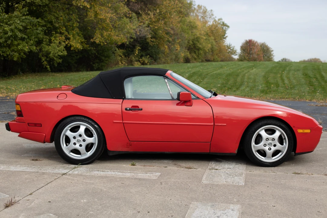 1990 Porsche 944 S2 - Image 11 of 31