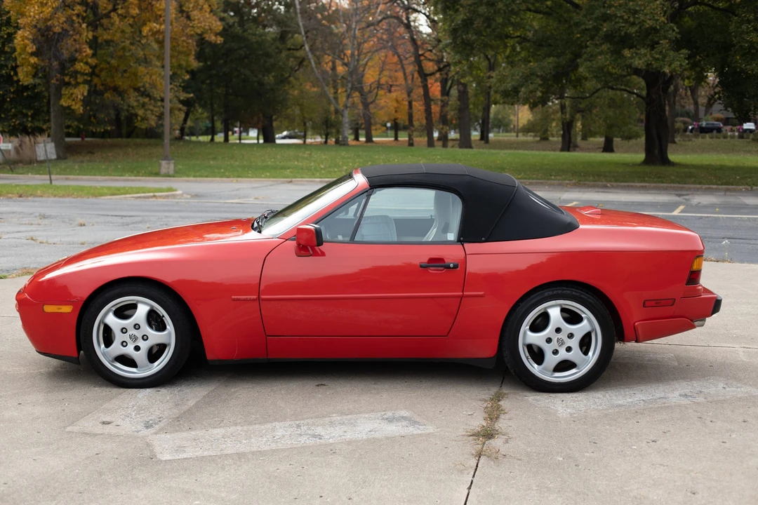 1990 Porsche 944 S2 - Image 3 of 31