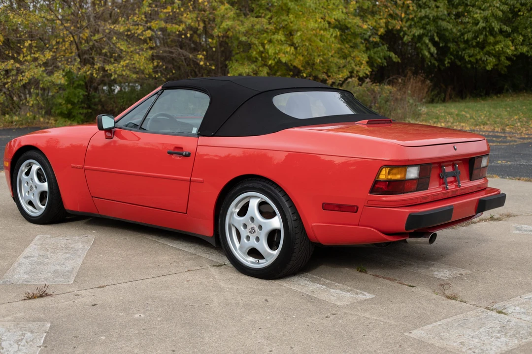 1990 Porsche 944 S2 - Image 15 of 31
