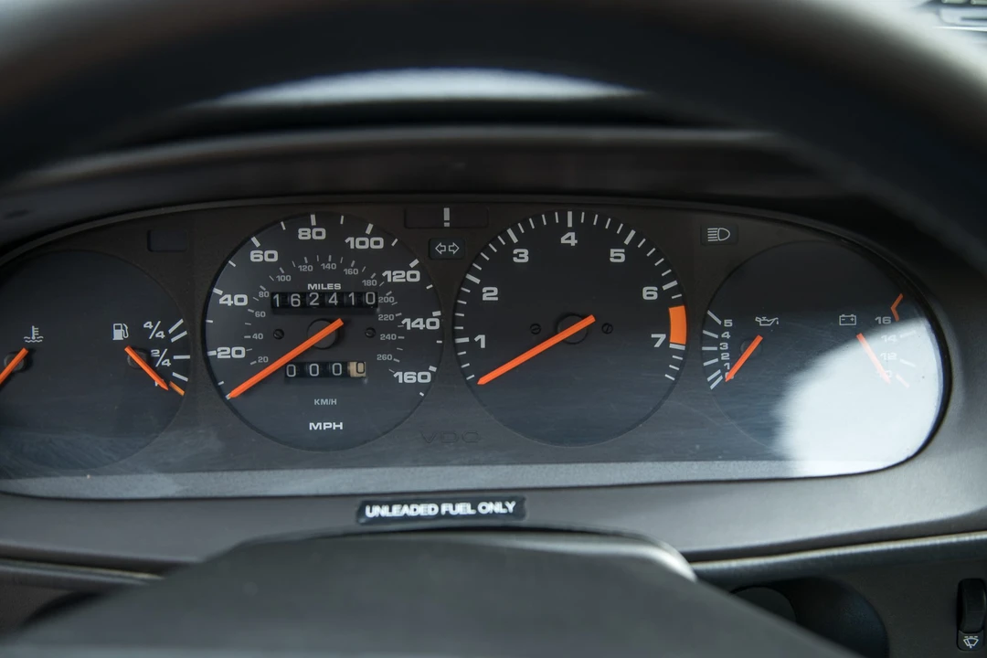 1990 Porsche 944 S2 - Image 30 of 31