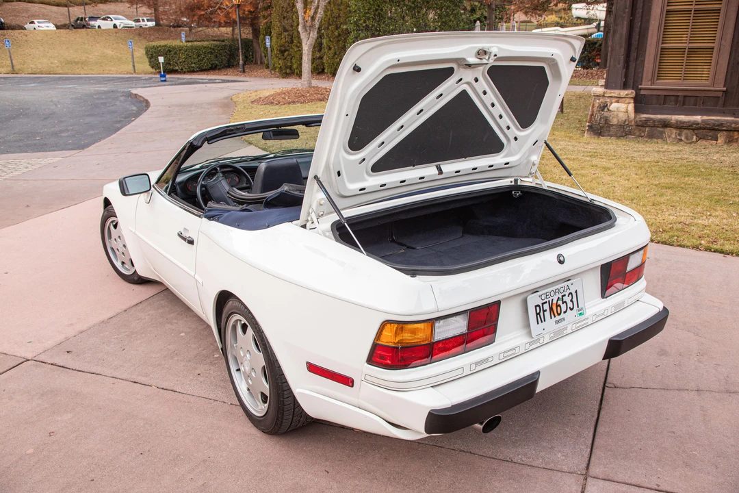 1990 Porsche 944 S2 - Image 9 of 31