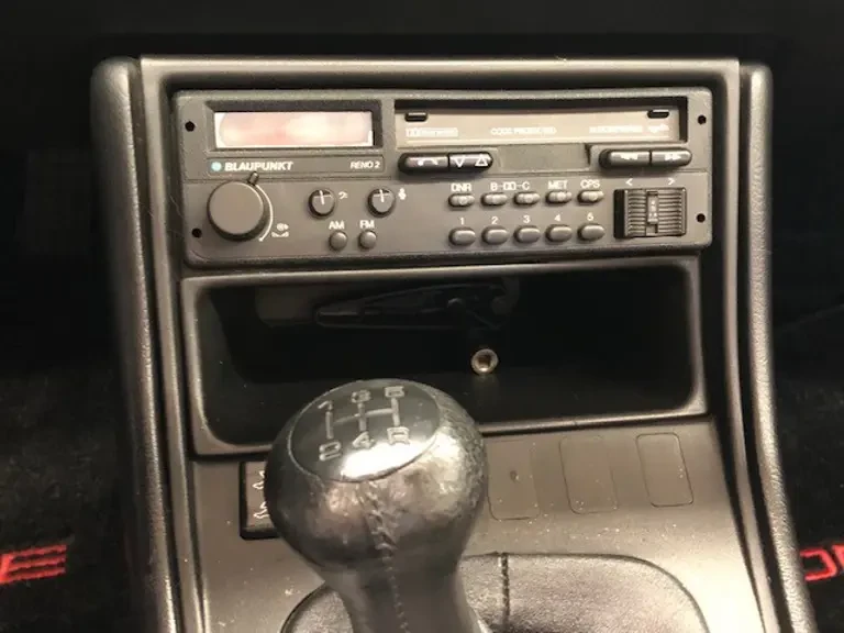 1990 Porsche 944 S2 - Image 11 of 14