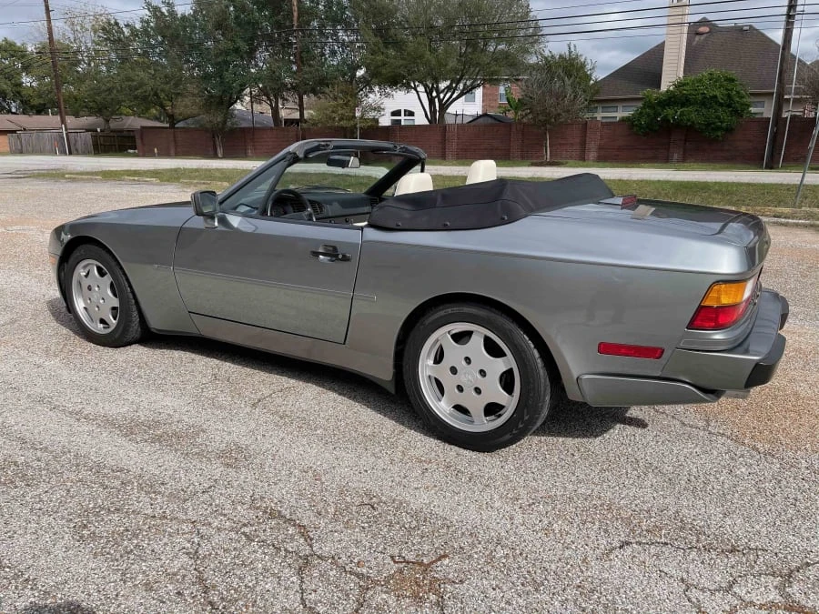 1990 Porsche 944 S2 - Image 9 of 20