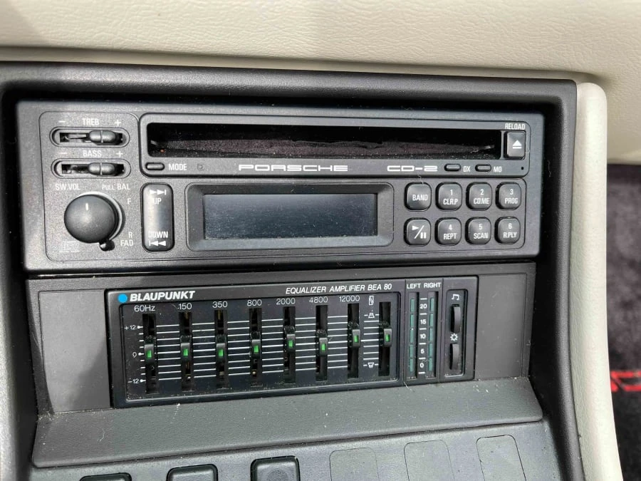 1990 Porsche 944 S2 - Image 15 of 20