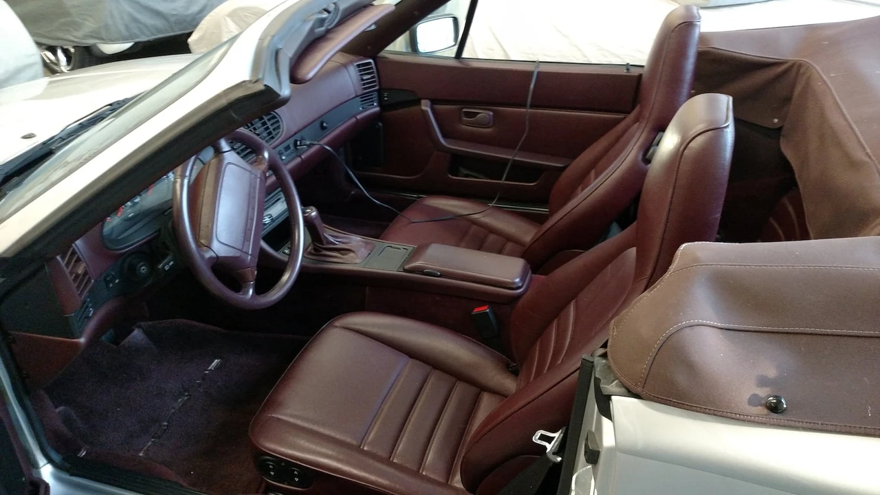1990 Porsche 944 S2 - Image 4 of 14