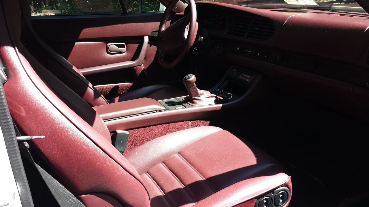 1990 Porsche 944 S2 - Image 6 of 14