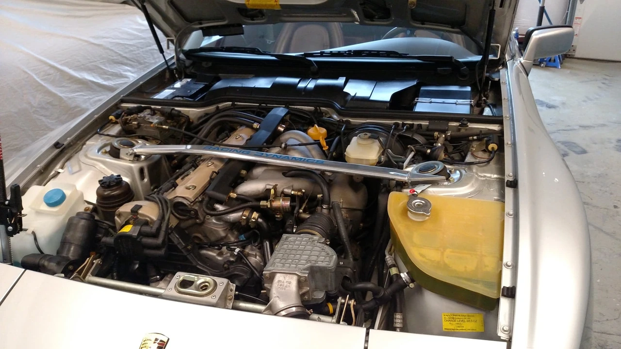 1990 Porsche 944 S2 - Image 7 of 14