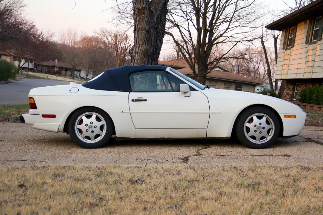 1990 Porsche 944 S2 - Image 3 of 31