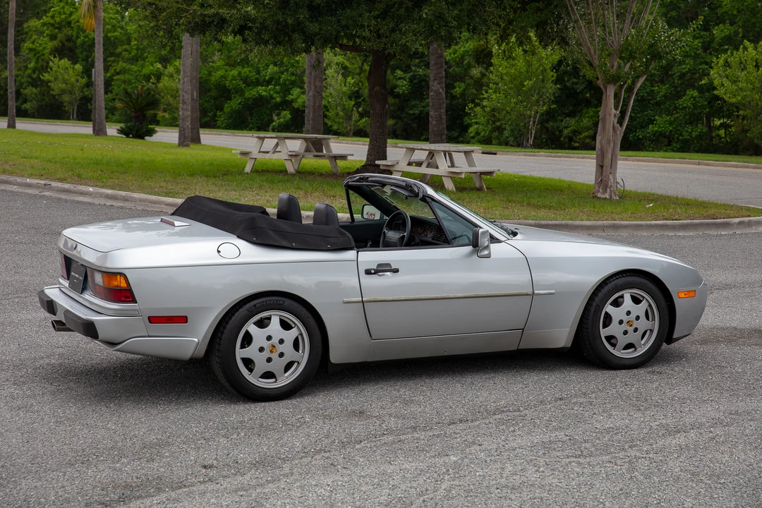 1990 Porsche 944 S2 - Image 17 of 31