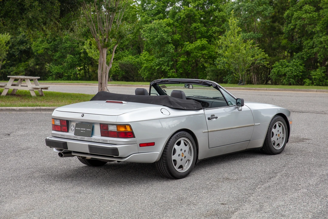 1990 Porsche 944 S2 - Image 19 of 31