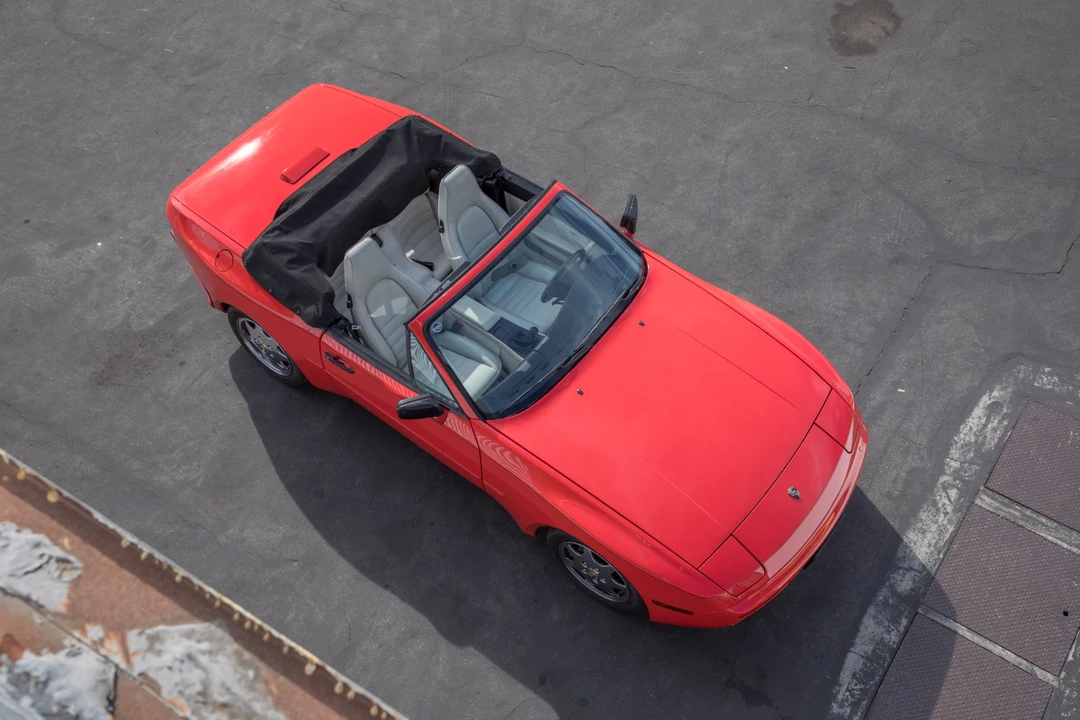 1990 Porsche 944 S2 - Image 2 of 31