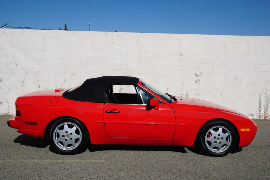 1990 Porsche 944 S2 - Image 8 of 31