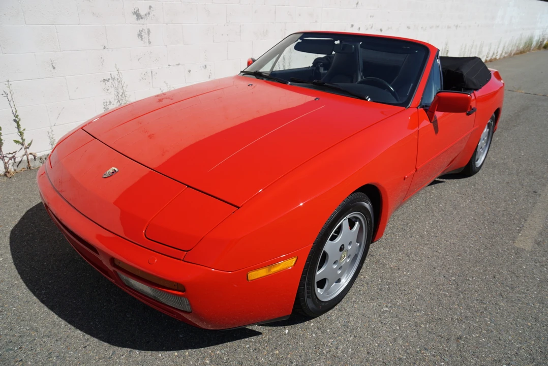 1990 Porsche 944 S2 - Image 2 of 31