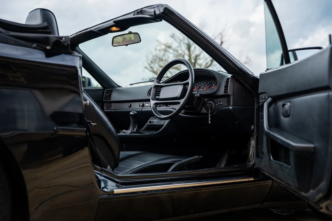 1990 Porsche 944 S2 - Image 8 of 30