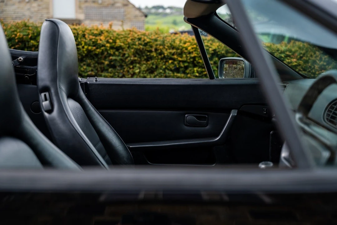 1990 Porsche 944 S2 - Image 12 of 30
