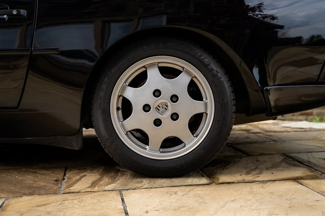 1990 Porsche 944 S2 - Image 23 of 30