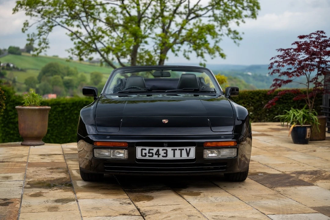 1990 Porsche 944 S2 - Image 2 of 30