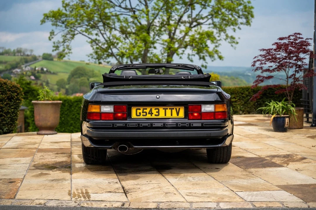 1990 Porsche 944 S2 - Image 7 of 30