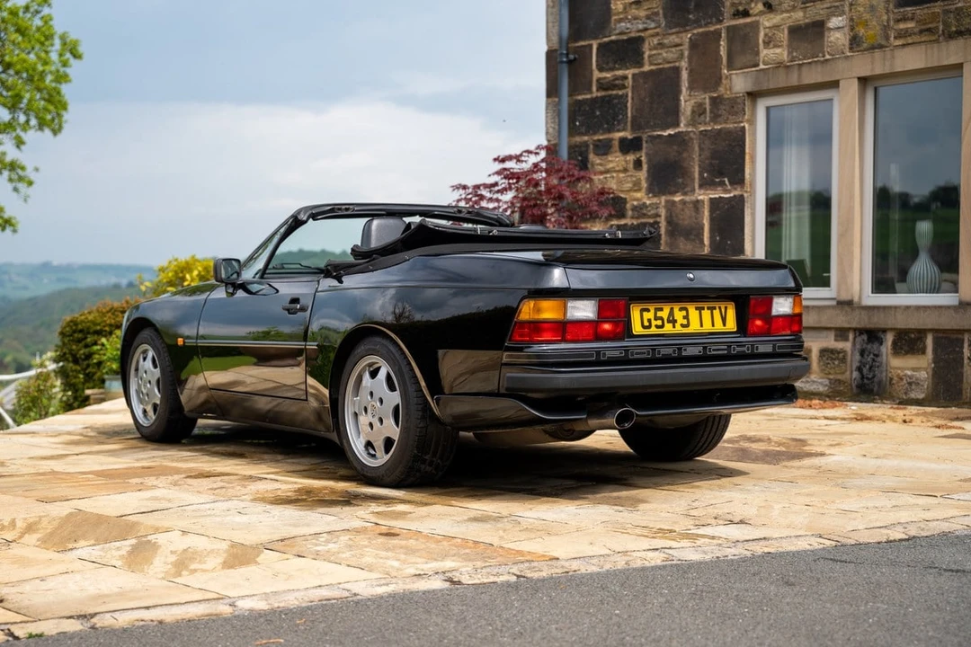 1990 Porsche 944 S2 - Image 5 of 30