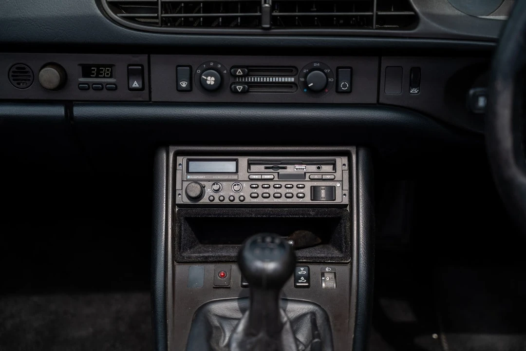 1990 Porsche 944 S2 - Image 6 of 30