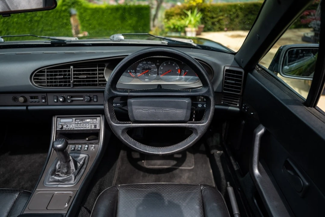 1990 Porsche 944 S2 - Image 16 of 30