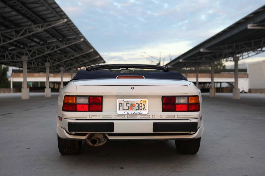1990 Porsche 944 S2 - Image 5 of 24