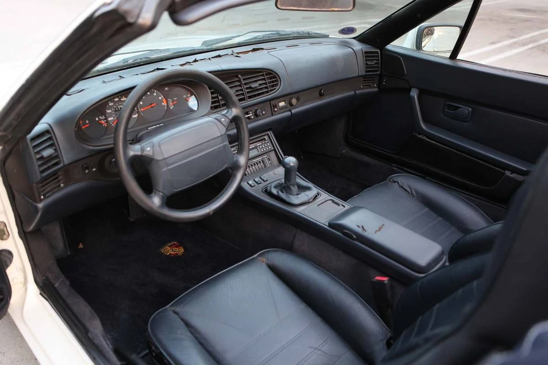 1990 Porsche 944 S2 - Image 8 of 24