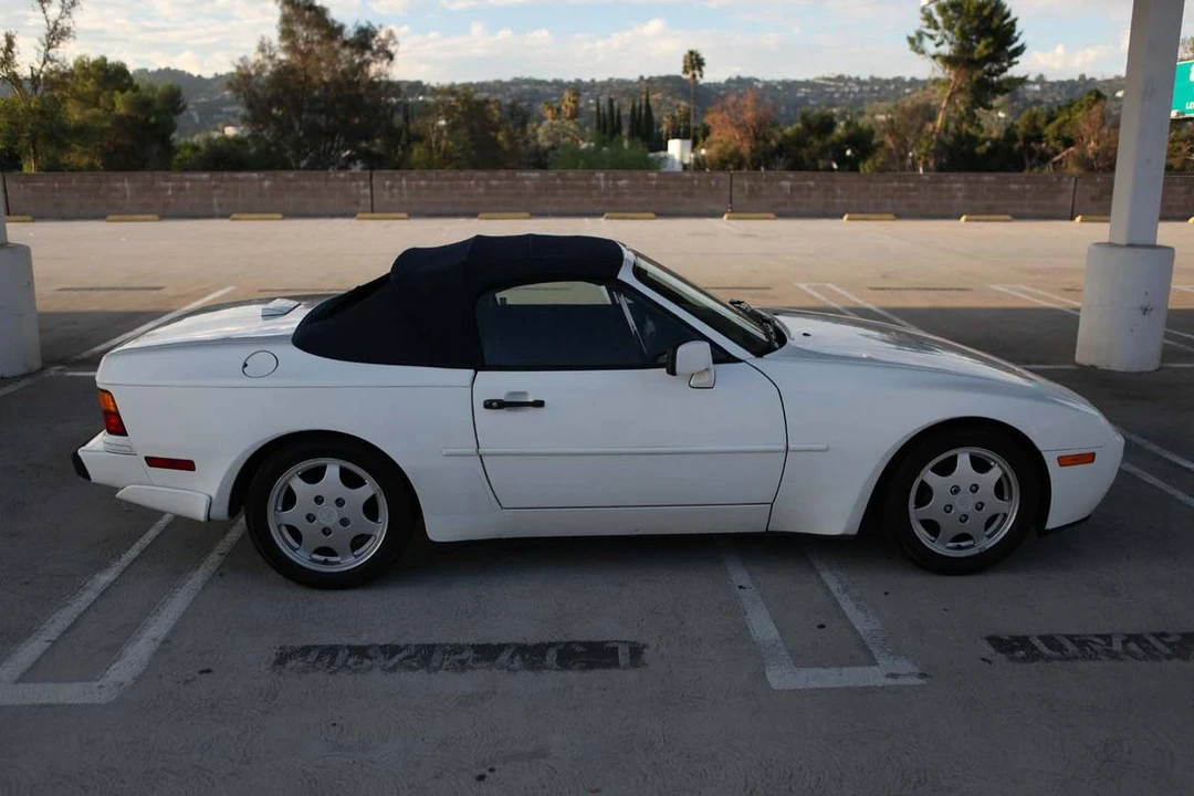 1990 Porsche 944 S2 - Image 7 of 24