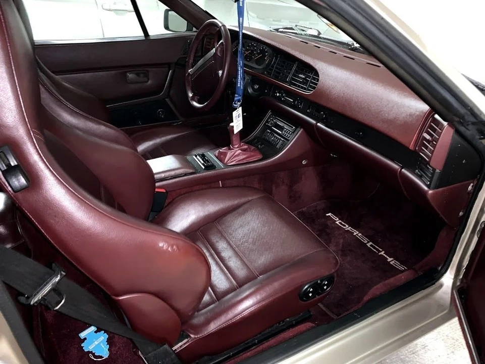 1990 Porsche 944 S2 - Image 7 of 7