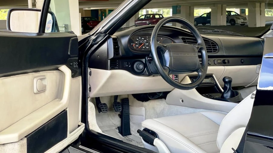 1990 Porsche 944 S2 - Image 4 of 29