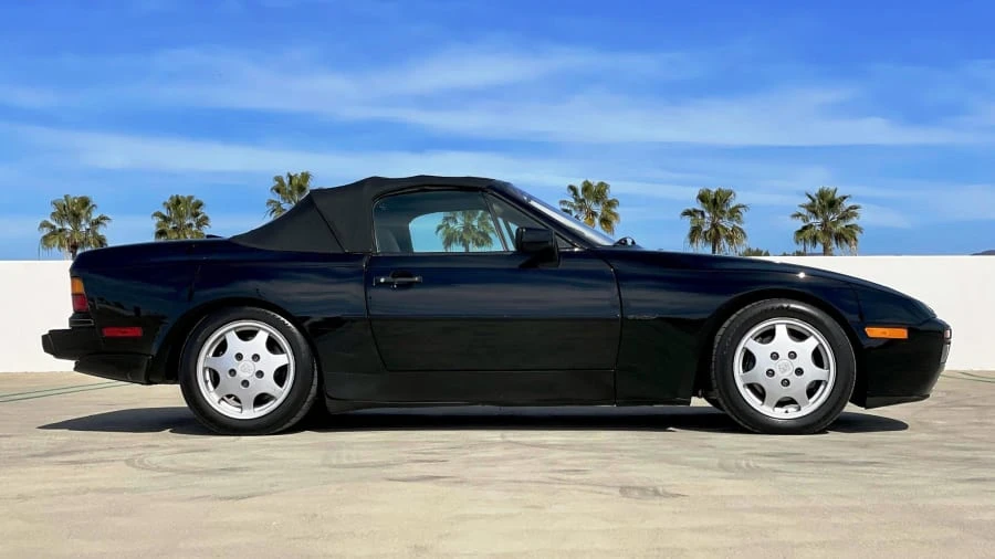 1990 Porsche 944 S2 - Image 28 of 29
