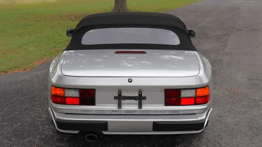 1990 Porsche 944 S2 - Image 9 of 18