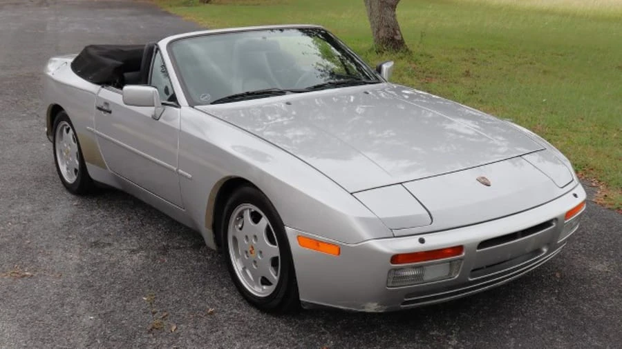 1990 Porsche 944 S2 - Image 13 of 18